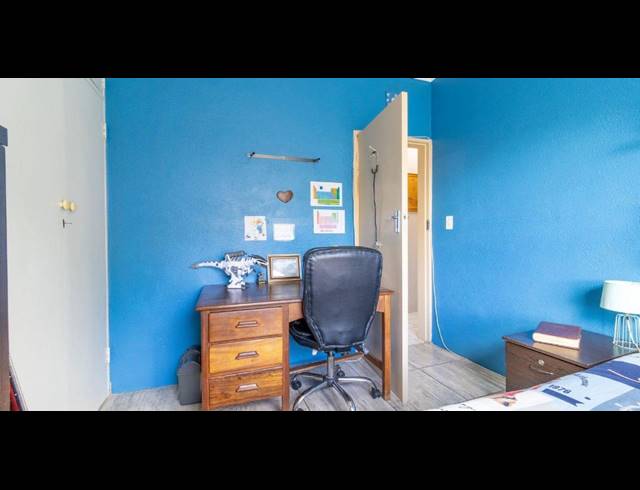 3 BEDROOM HOUSE FOR SALE IN BRACKENHURST